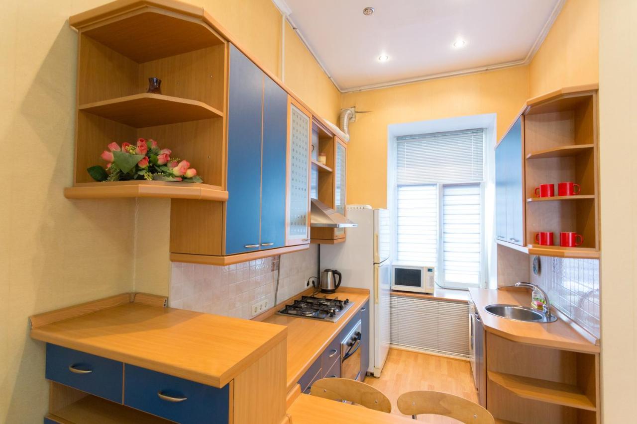 Central Area Apartments เคียฟ ภายนอก รูปภาพ