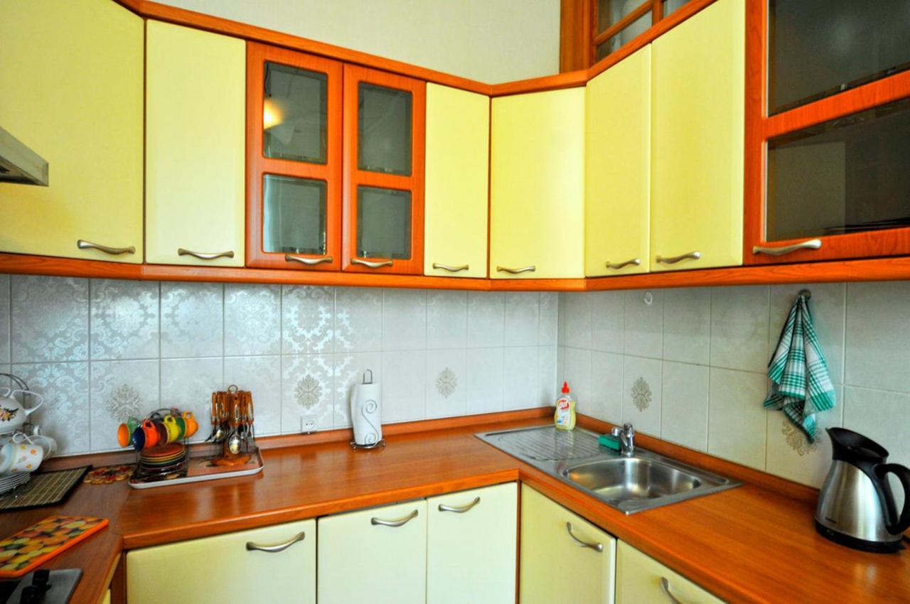Central Area Apartments เคียฟ ภายนอก รูปภาพ