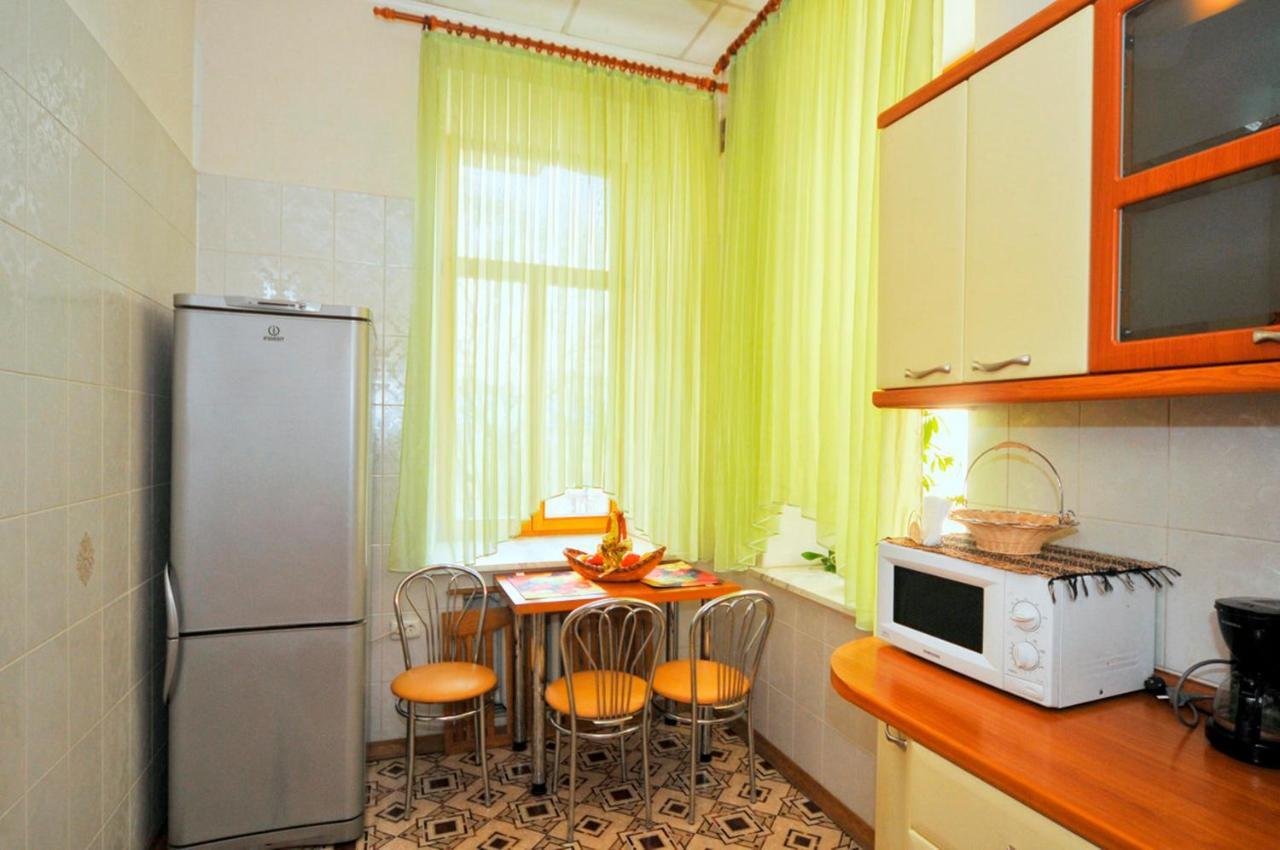 Central Area Apartments เคียฟ ภายนอก รูปภาพ
