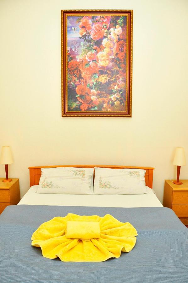 Central Area Apartments เคียฟ ภายนอก รูปภาพ